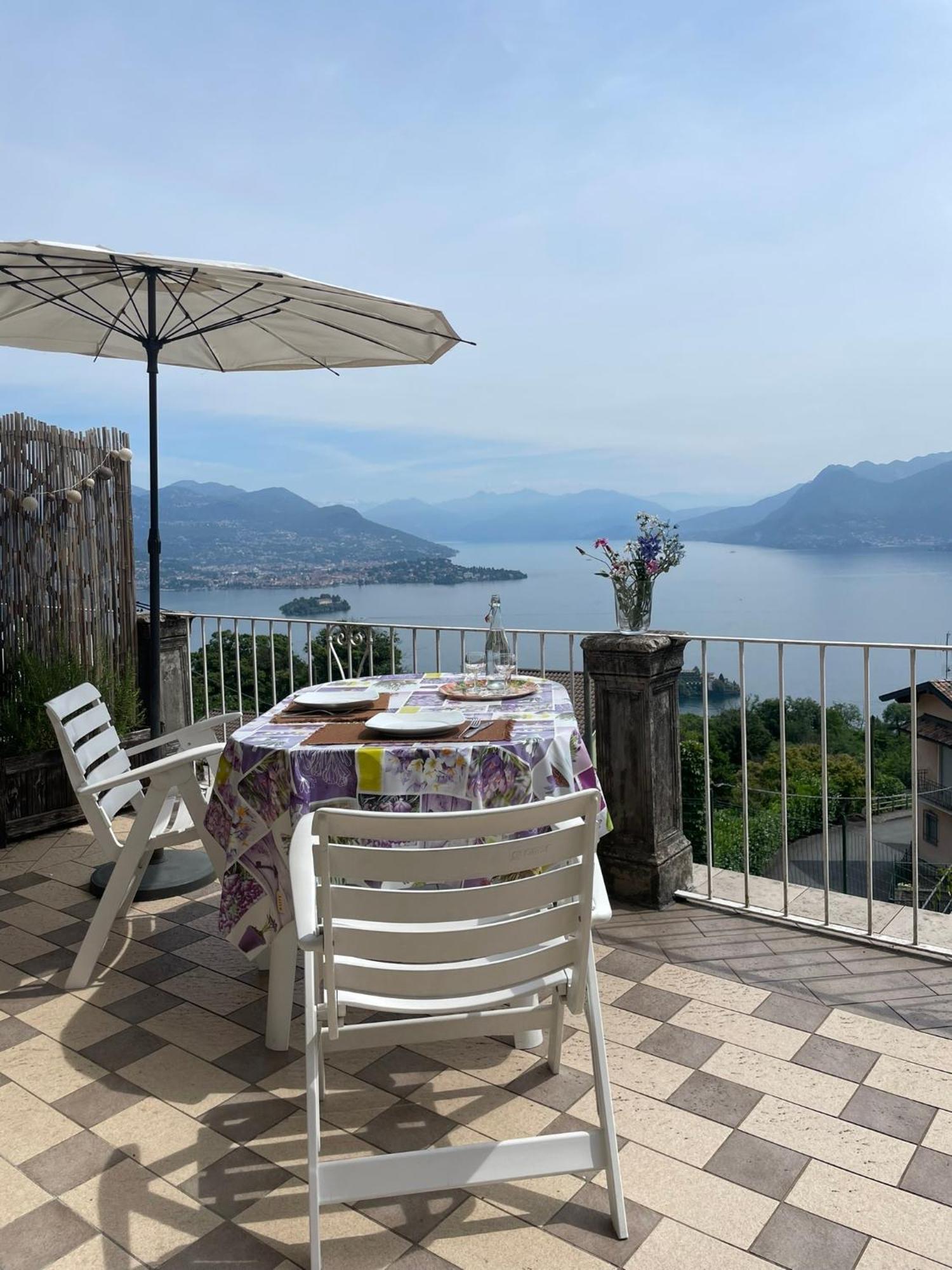 Appartamento Villagio - Terrazzo Stresa Eksteriør bilde